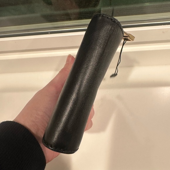 Chloe Two Tone Small Wallet - Picture 4 of 9